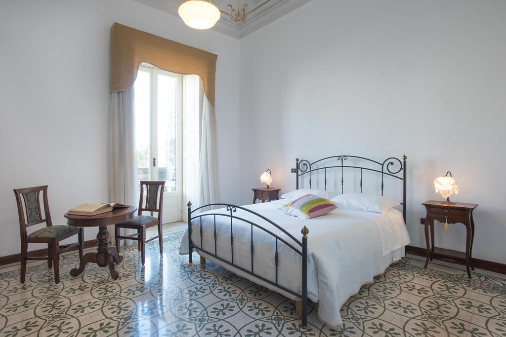 Palazzo Scarciglia - Dimora D'Epoca Minervino di Lecce Ngoại thất bức ảnh
