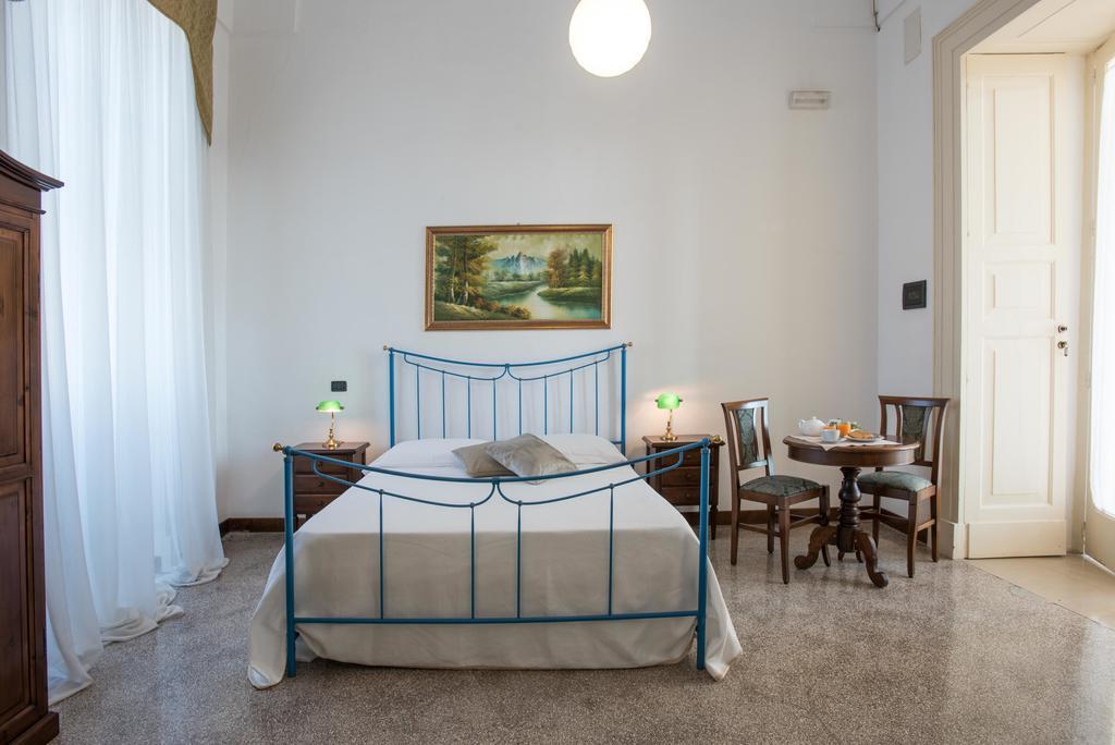 Palazzo Scarciglia - Dimora D'Epoca Minervino di Lecce Phòng bức ảnh